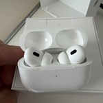 Used Apple AirPods Pro 2 - USB-C