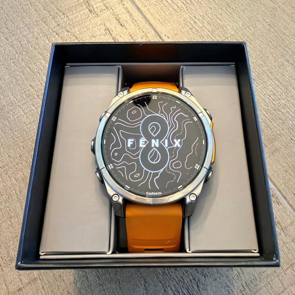 Garmin Fenix 8 - Titanium, AMOLED