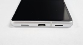 Good
													Google Pixel 8 - Xfinity, Rose, 128 GB, 8 GB, G9BQD, Sub-6 5G, photo 1 of 6