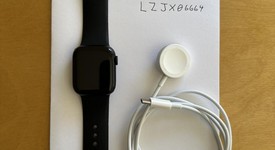 Mint
													Apple Watch Series 8 41mm - Unlocked, Midnight, A2772 - Cellular, Aluminum, photo 2 of 8