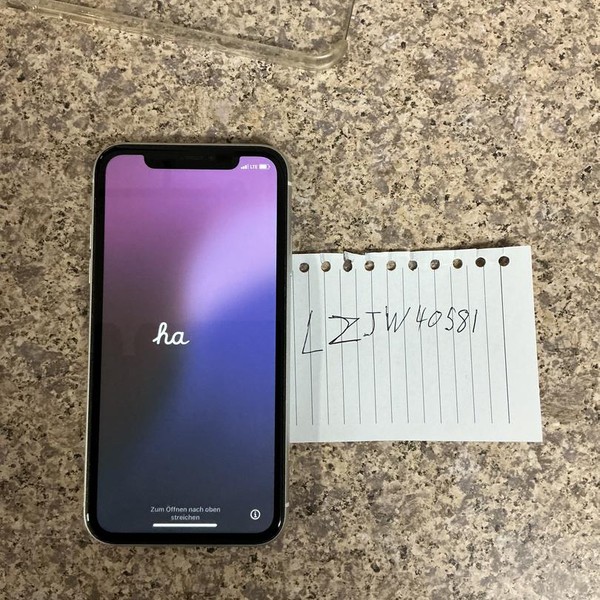 Apple iPhone Xr - Verizon, 128 GB, White, A1984