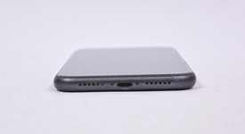 Good
													Apple iPhone 11 - AT&T, White, 256 GB, A2111, photo 4 of 7