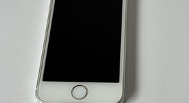 Fair
													Apple iPhone SE 1st Gen 2016 - Unlocked, Silver, 64 GB, A1662, photo 3 of 8