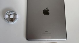 Good
													Apple iPad 6th Gen - Unlocked, Gray, 32 GB, A1954, photo 3 of 7