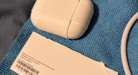 Used
													Apple AirPods Pro 3, photo 3 of 4