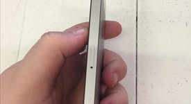 Good
													Apple iPhone SE 1st Gen 2016 - AT&T, Grey, 32 GB, A1662, photo 5 of 7
