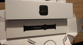 Good
													Apple Watch Series 5 44mm - Gray, A2093 - GPS, Aluminum, photo 5 of 7