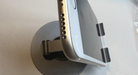 Good
													Apple iPhone 6 - AT&T, Gold, 16 GB, A1549, photo 3 of 7