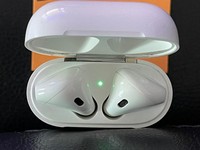 Apple AirPods 2nd Gen