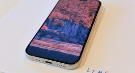 Mint
													Apple iPhone 16 Pro - Unlocked, White, 256 GB, A3083, photo 2 of 7