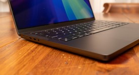 Good
													MacBook Pro Late 2023 (M3) - 14" - Apple M3 Max 16-core, Black, 2 TB, 64 GB, 40-core GPU, photo 5 of 10