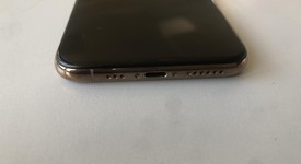 Mint
													Apple iPhone Xs - Unlocked, Gold, 256 GB, A1920, photo 3 of 6