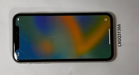 Fair
													Apple iPhone 11 - Unlocked, White, 64 GB, A2111, photo 4 of 11