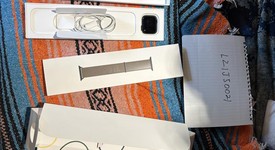 Good
													Apple Watch SE 2nd Gen 40mm - Unlocked, Midnight, A2726 - Cellular, Aluminum, photo 1 of 3