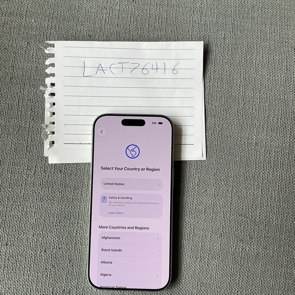 Apple iPhone 17 - Unlocked, 256 GB, Sage, A3258