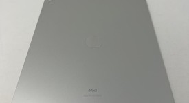 Good
													Apple iPad Pro 12.9" 3rd Gen 2018 - Unlocked, Silver, 256 GB, A2014, photo 2 of 8