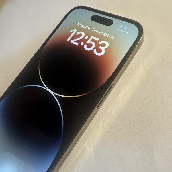 Apple iPhone 14 Pro - Unlocked, 128 GB, Gold, A2650