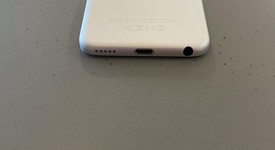 Mint
													Apple iPod Touch 5th Gen - Wi-Fi, Silver, 32 GB, photo 4 of 7