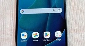 Good
													Moto G 5G (2024) - Cricket, Green, 128 GB, 4 GB, photo 1 of 4