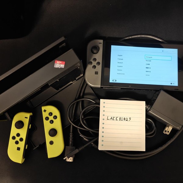 Nintendo Switch - 32 GB, Grey