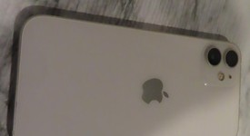 Good
													Apple iPhone 12 Mini - Unlocked, White, 64 GB, A2176, photo 4 of 4