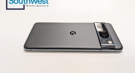 Good
													Google Pixel 8 Pro - Verizon, Obsidian, 128 GB, 12 GB, G1MNW, mmWave 5G, photo 5 of 8