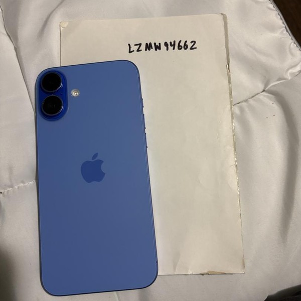 Apple iPhone 16 Plus - Unlocked, 128 GB, Ultramarine, A3082