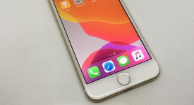 Good
													Apple iPhone 7 - Sprint, Gold, 128 GB, A1660, photo 2 of 12