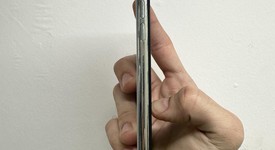 Good
													Apple iPhone Xs - Unlocked, Silver, 64 GB, A1920, photo 4 of 9