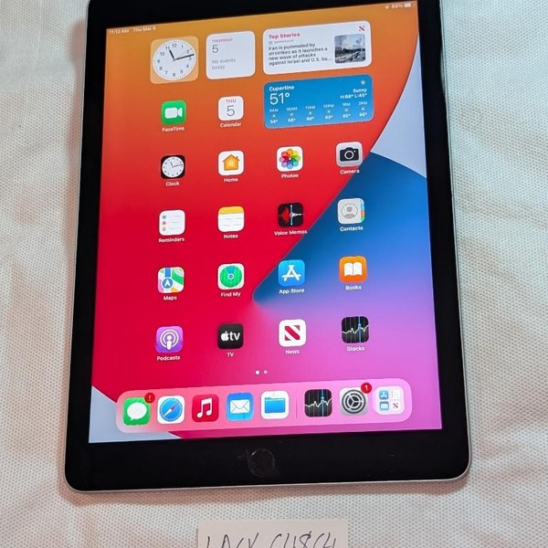 Apple iPad 5th Gen - Wi-Fi, 32 GB, Gray, A1822