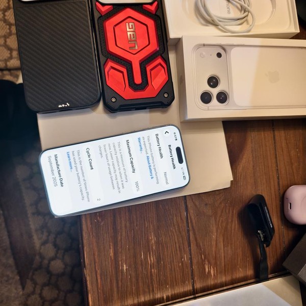 Apple iPhone 17 Pro Max - Unlocked, 1 TB, Silver, A3257