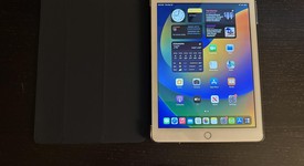 Mint
													Apple iPad 5th Gen - Wi-Fi, Gold, 32 GB, A1822, photo 1 of 11