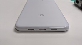 Fair
													Google Pixel 3a XL - Unlocked, White, 64 GB, 4 GB, G020C, photo 4 of 9