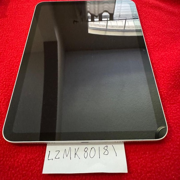 Apple iPad 10th Gen - Wi-Fi, 64 GB, Silver, A2696