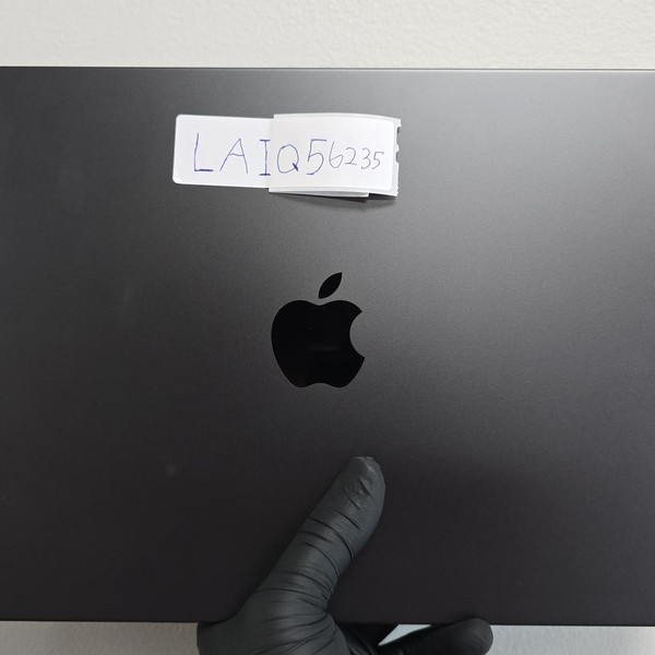 MacBook Pro 2026 - 14 inch (M5) - 512 GB, Space Black, 16 GB, Apple M5, Standard Display