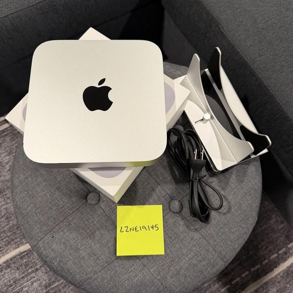 Mac mini 2020 - 256 GB, Silver, 8 GB, Apple M1