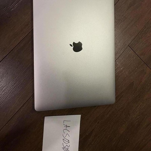 MacBook Pro 2019 - 16 inch - 1 TB, Gray, 16 GB, Intel Core i9