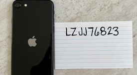Mint
													Apple iPhone SE 2nd Gen 2020 - Verizon, Black, 64 GB, A2275, photo 4 of 6