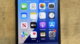 Fair
													Apple iPhone SE 3rd Gen 2022 - T-Mobile, Midnight, 64 GB, A2595, photo 1 of 11