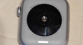 Mint
													Apple Watch SE 2nd Gen 44mm - Silver, A2723 - GPS, Aluminum, photo 4 of 9