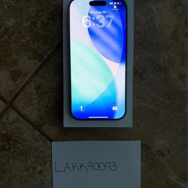 Apple iPhone 17 - Unlocked, 256 GB, Mist Blue, A3258