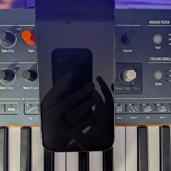 Google Pixel 9 Pro - Unlocked, 128 GB, Obsidian, 16 GB, GR83Y