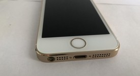 Mint
													Apple iPhone 5S - Unlocked, Gold, 16 GB, A1453, photo 3 of 8