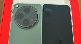Good
													OnePlus Open - Unlocked, Green, 512 GB, 16 GB, photo 2 of 5