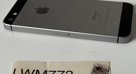 Good
													Apple iPhone SE 1st Gen 2016 - Unlocked, Grey, 64 GB, A1662, photo 5 of 7