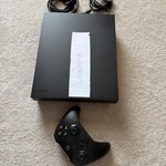 Good Xbox One X (2017) - Black, Standard
