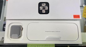 Mint
													Apple Watch SE 2nd Gen 40mm - Unlocked, Starlight, A2726 - Cellular, Aluminum, photo 5 of 5