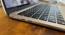 Mint
													MacBook Air 2024 (M3) - 13" - Apple M3, Starlight, 512 GB, 16 GB, 8-core GPU, photo 4 of 9