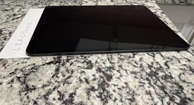 Good
													Apple iPad Pro 13" (M4) 2024 - Unlocked, Black, 256 GB, 8 GB, A2926, Standard Glass, photo 4 of 7