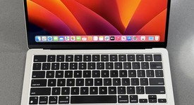 Good
													MacBook Air 2022 - 13" - Apple M2, Starlight, 256 GB, 8 GB, photo 2 of 18